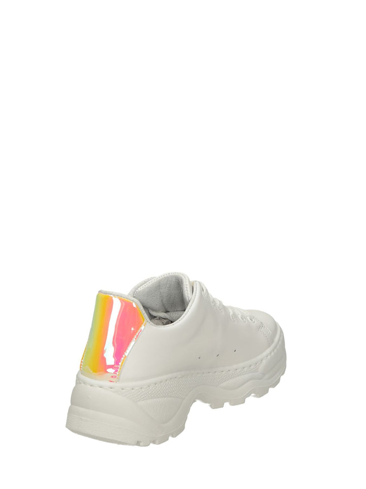 2STAR 2SB1677 - Lalilina 