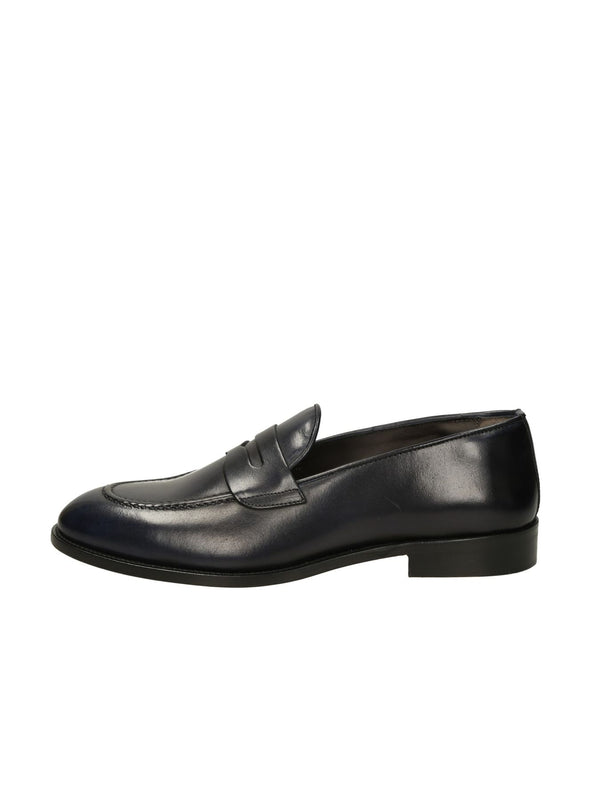MYCLOO Moccasins and Slip ons