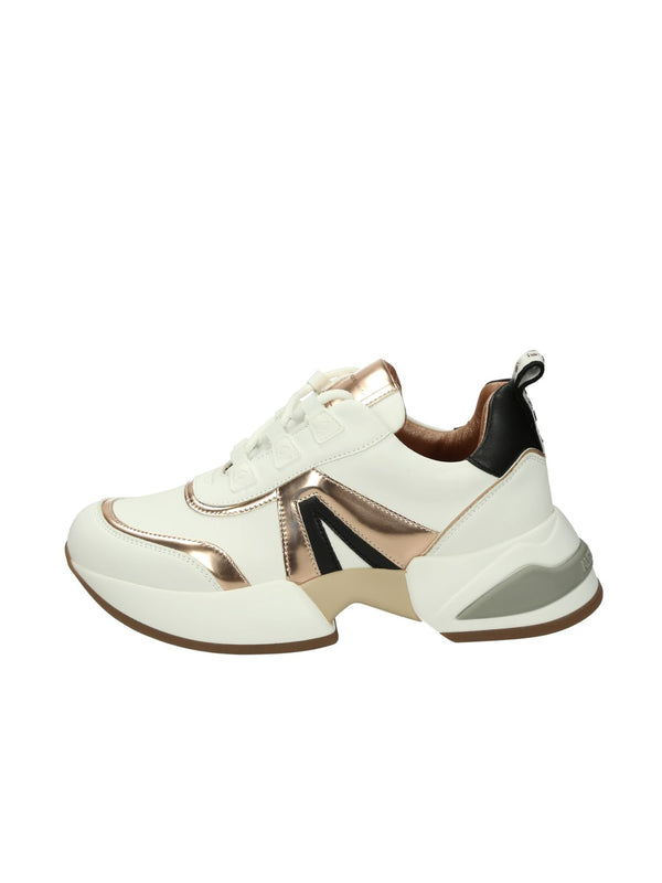 ALEXANDER SMITH MARBLE WOMAN - Lalilina 