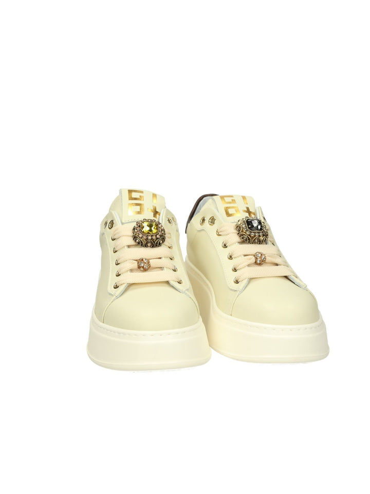 GIO + PIA250A - Lalilina 