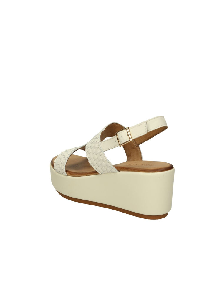 INUOVO 123113 - Lalilina 