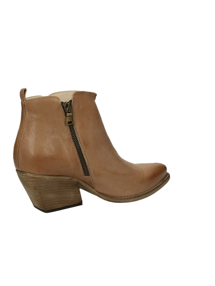 Lalilina 246 - Lalilina 