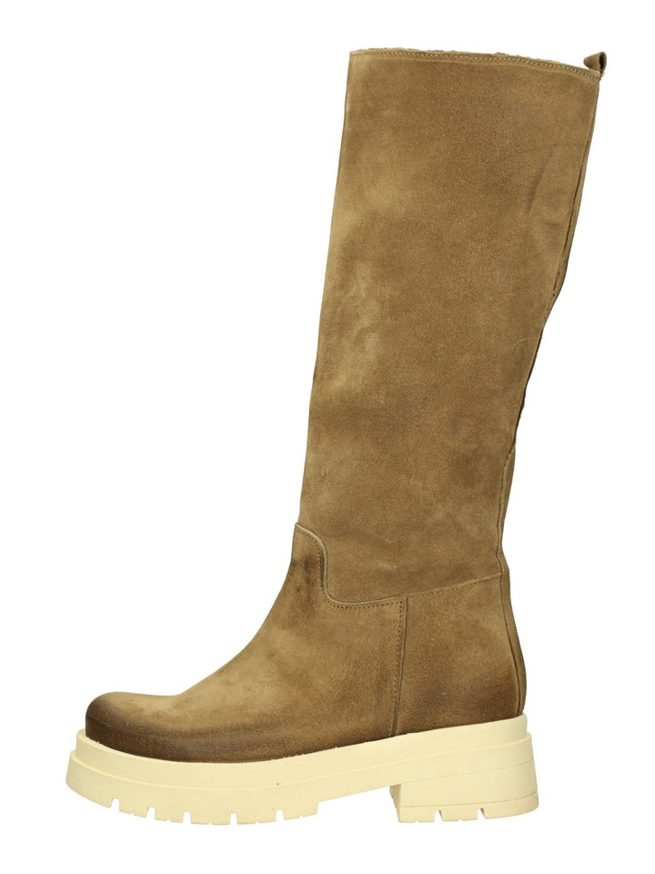 Lalilina B 1001 - Lalilina 