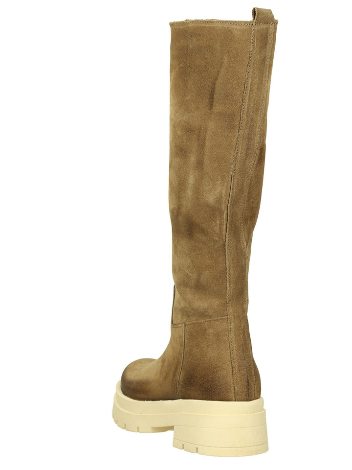 Lalilina B 1001 - Lalilina 