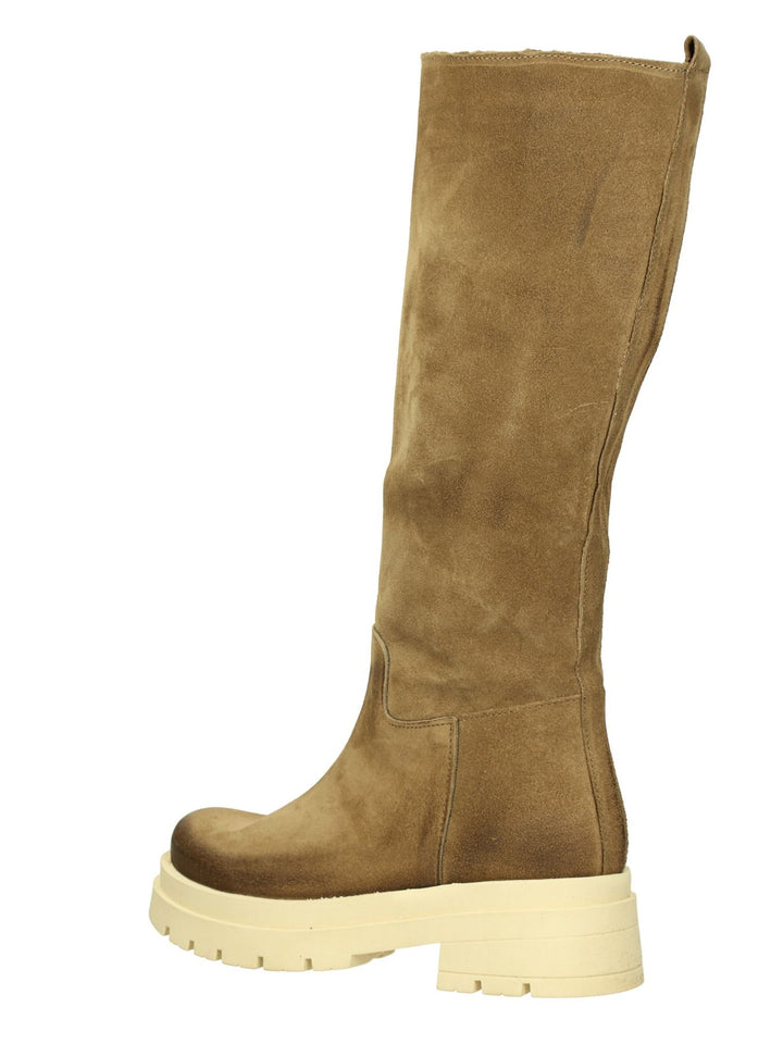 Lalilina B 1001 - Lalilina 