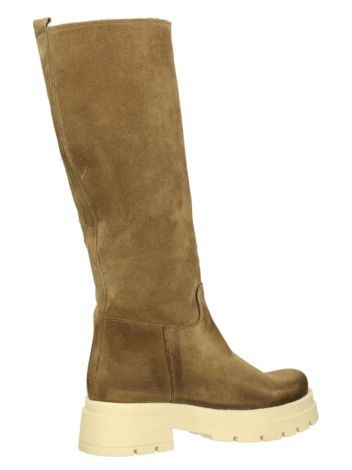 Lalilina B 1001 - Lalilina 