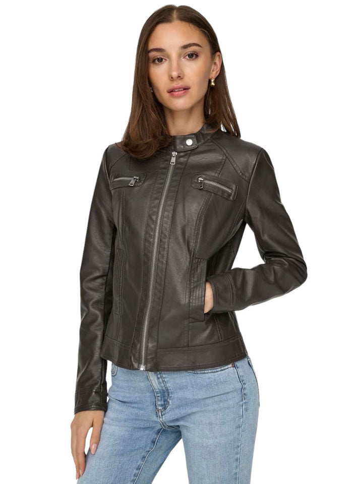 Only 15081400 - Lalilina 