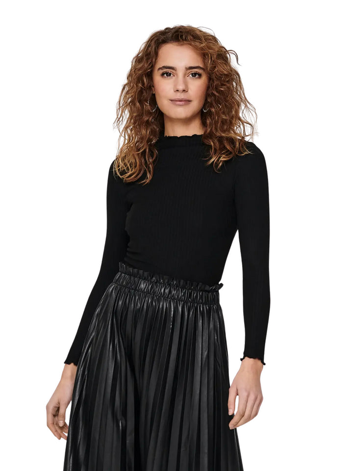 Only 15180040 - Lalilina 