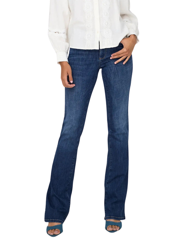 Only 15337824 - Lalilina 