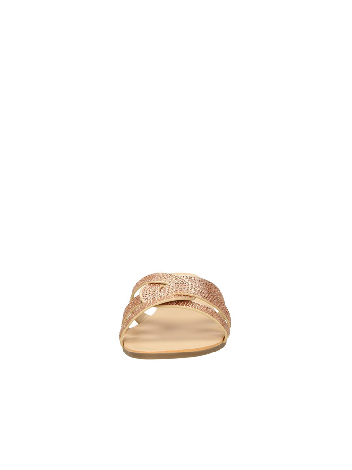 Only 15340950 - Lalilina 