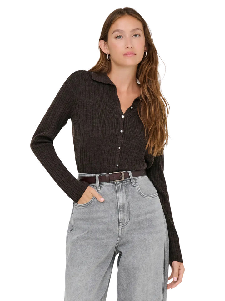 Only 15353029 - Lalilina 