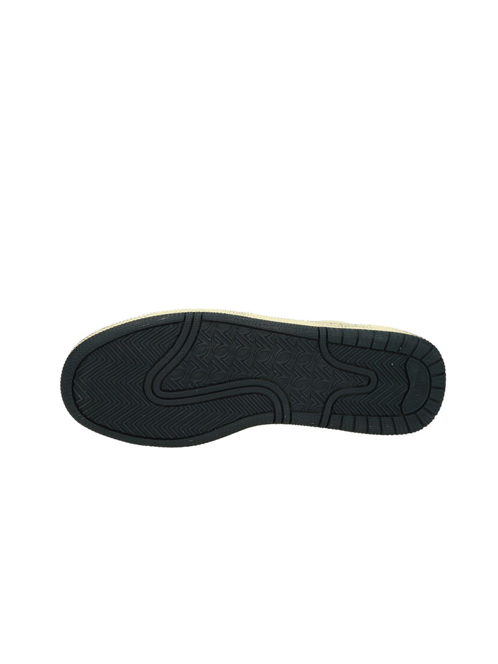 VICTORIA 8806112 - Lalilina 