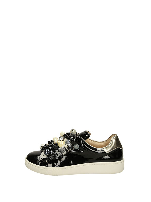 SLIP ON POKEMAOKE